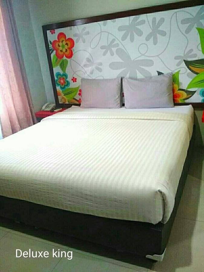 Sunggal Hotel Syariah Grand Jamee מראה חיצוני תמונה